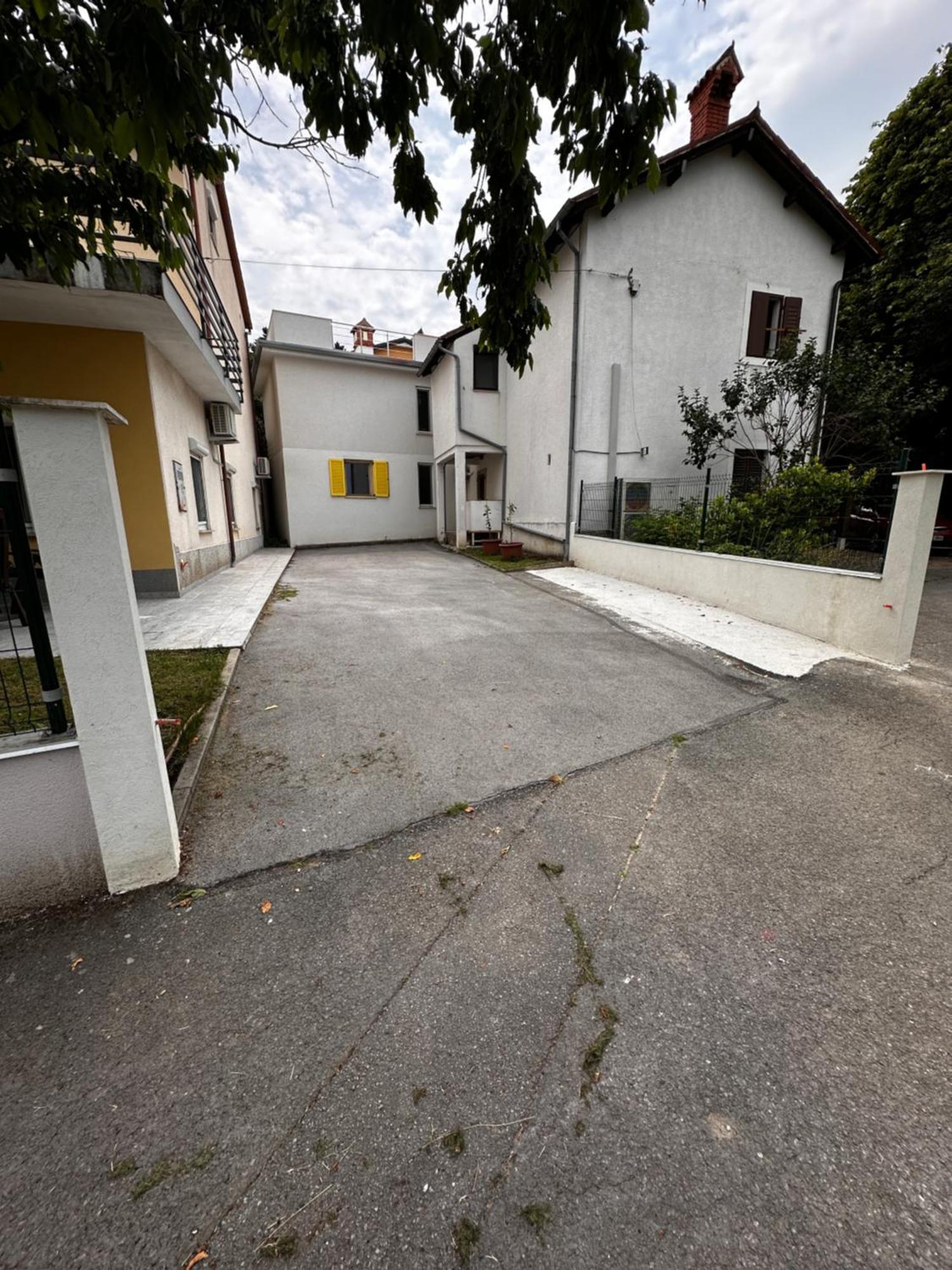 Riad Apartments Premium Zgornje Skofije Exterior foto
