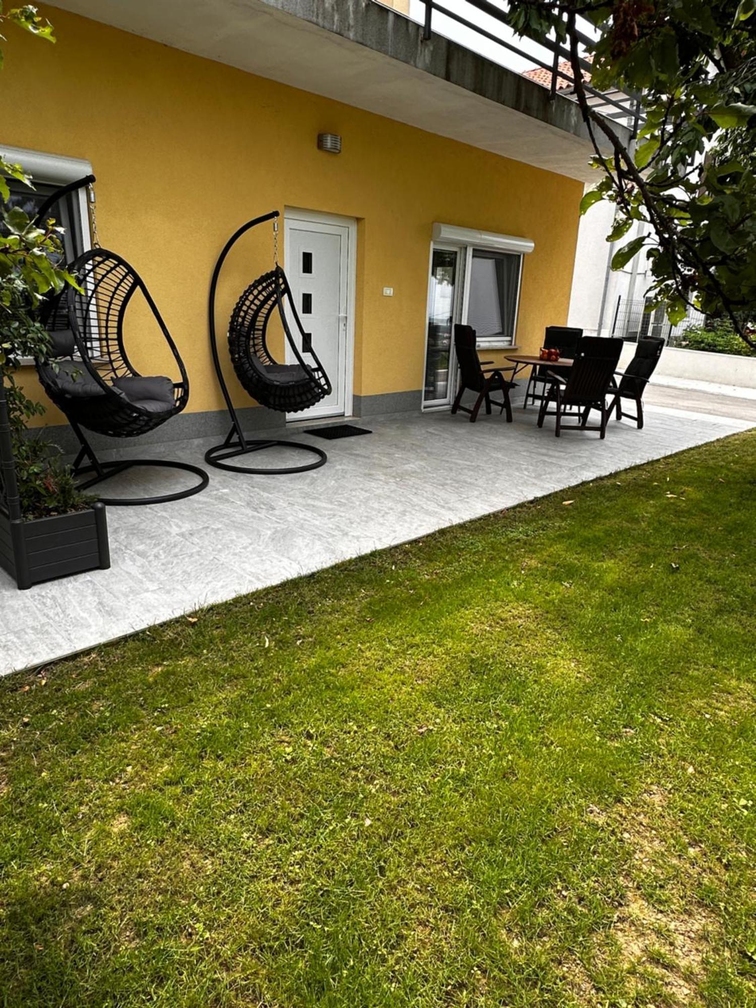 Riad Apartments Premium Zgornje Skofije Exterior foto